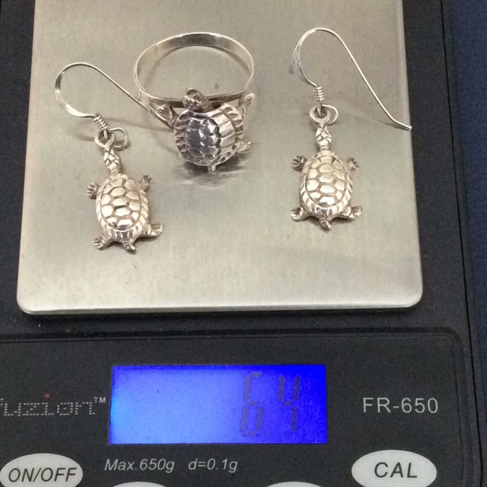 Silver Jewelry Set - Picture 2 of 5